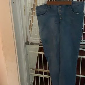 Women’s jeans size Xl